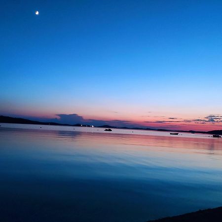 Vila Sentio Mare-Apartments Livaic Zeljko Pirovac Bagian luar foto