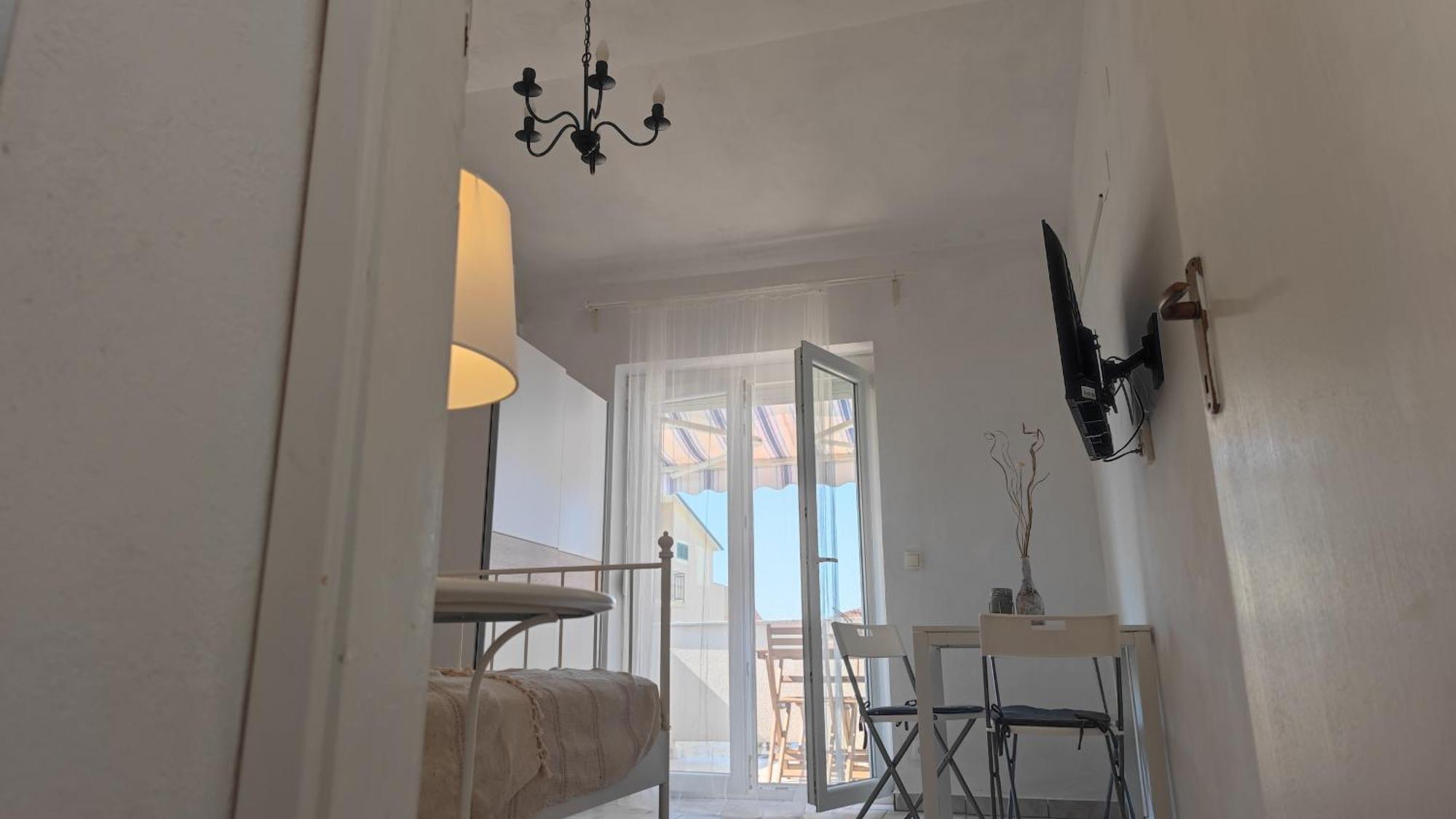 Vila Sentio Mare-Apartments Livaic Zeljko Pirovac Bagian luar foto